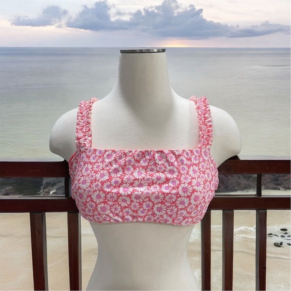 Raisins Daized Out Tulum Bikini Swim Top XL Pink Floral Daisy Ruched Straps